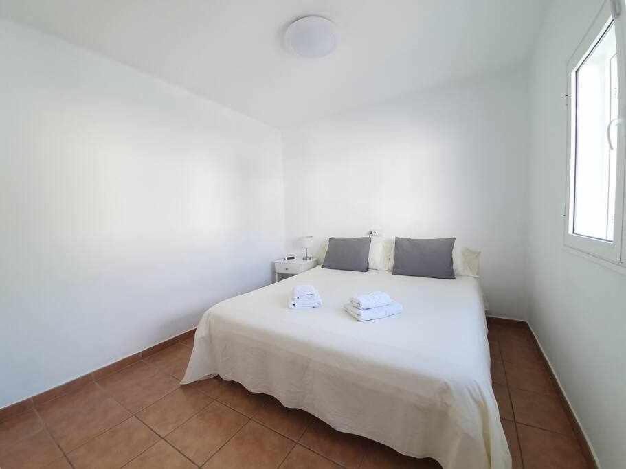 Costa Mathilda Apartment Tías Exteriör bild